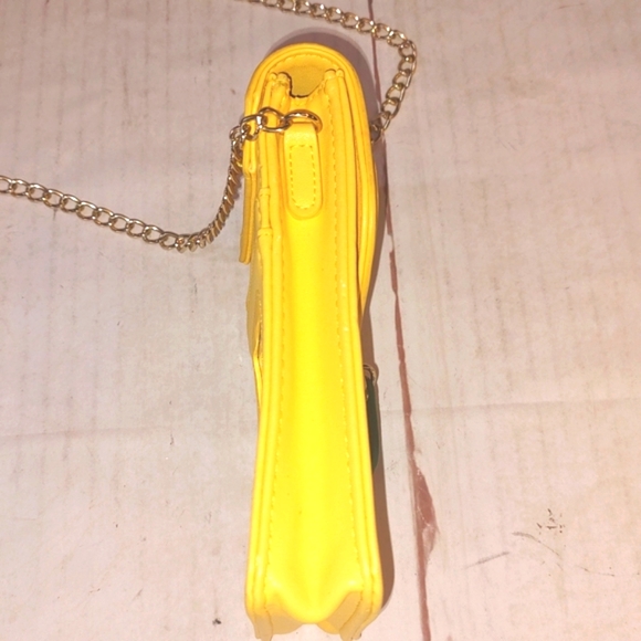 Yellow Lemon Cellphone Crossbody - Picture 3 of 11
